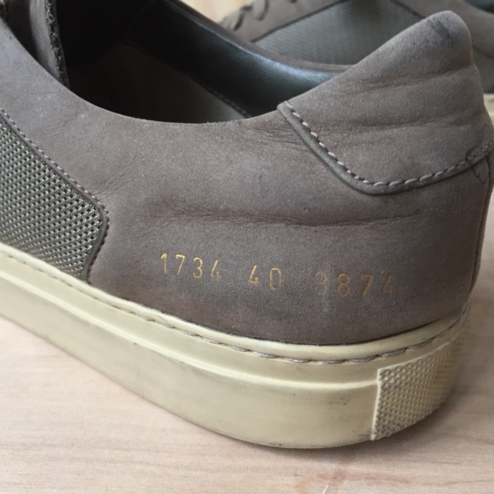 Common Projects Achilles Low Perforated Nubuck - Picture 3 of 15